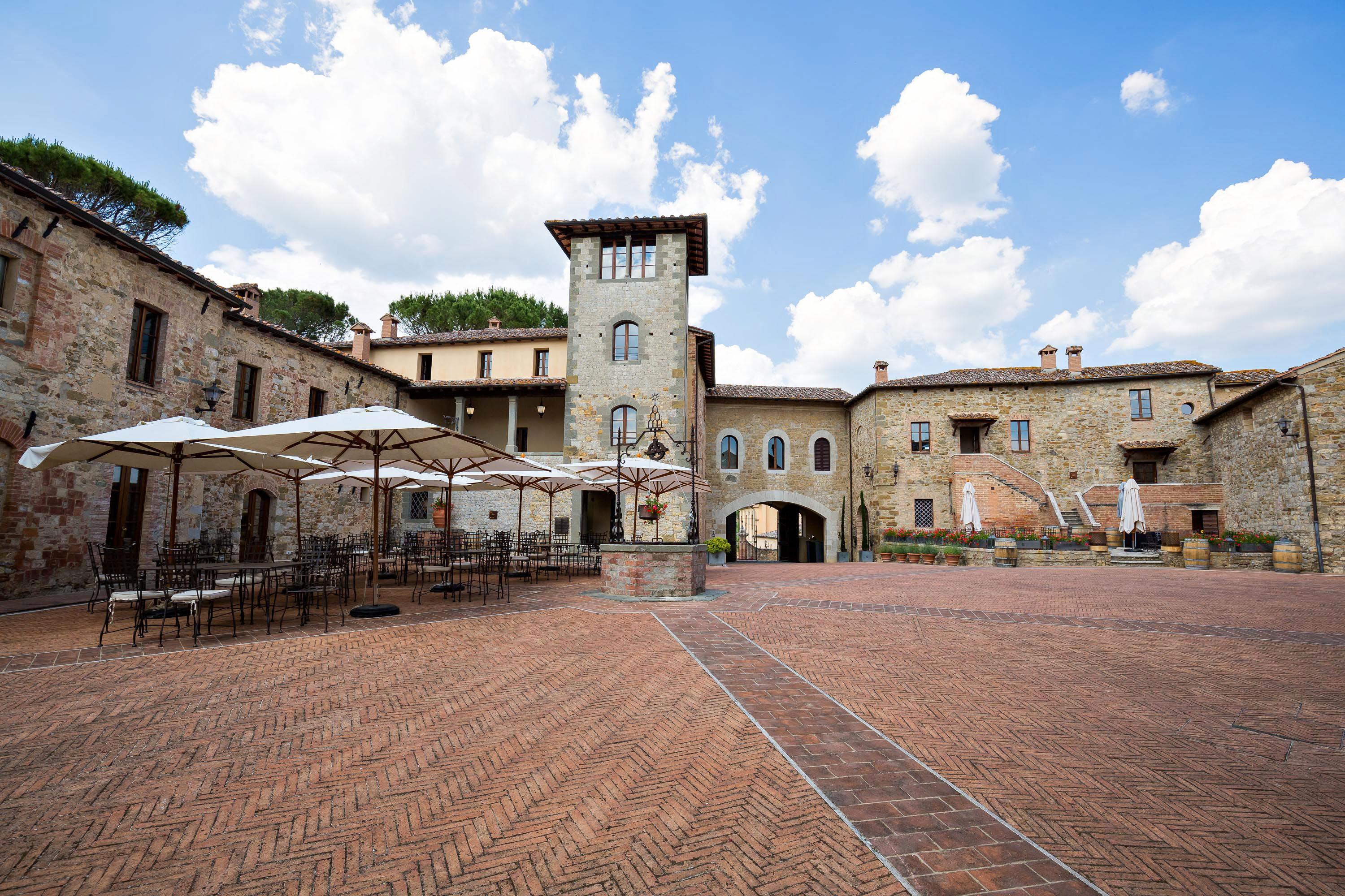 Castel Monastero - The Leading Hotels Of The World Кастельнуово-Берарденга Экстерьер фото